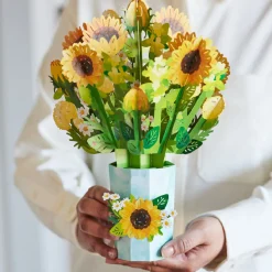 Lovepop Pop-Up Bouquets|Card & Gift Bundles|Berry Sweet Birthday Suncatcher Card & Pop-Up Bouquet Bundle