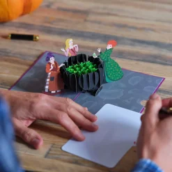 Kids Lovepop Halloween 10/31|Kids|Disney Hocus Pocus I Put a Spell on You Pop-Up Card