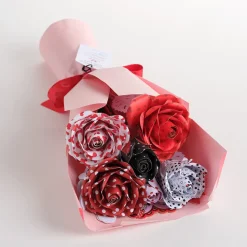 Lovepop Pop-Up Bouquets|Handcrafted Paper Flowers|Handcrafted Paper Flowers: Disney’s Mickey & Minnie Lovestruck Roses (6-Stem)