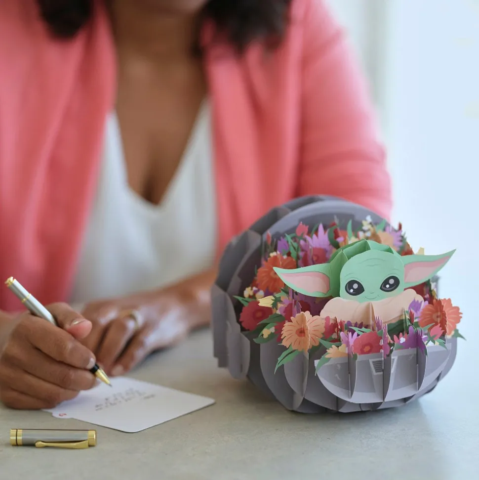 Kids Lovepop Decor|Just Because|Star Wars™ The Mandalorian™ Floral Grogu™ Giant Pop-Up Gift